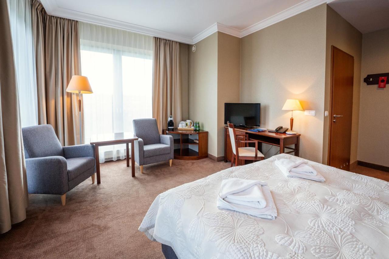 Hotel Kuracyjny Spa & Wellness Gdynia Exteriör bild