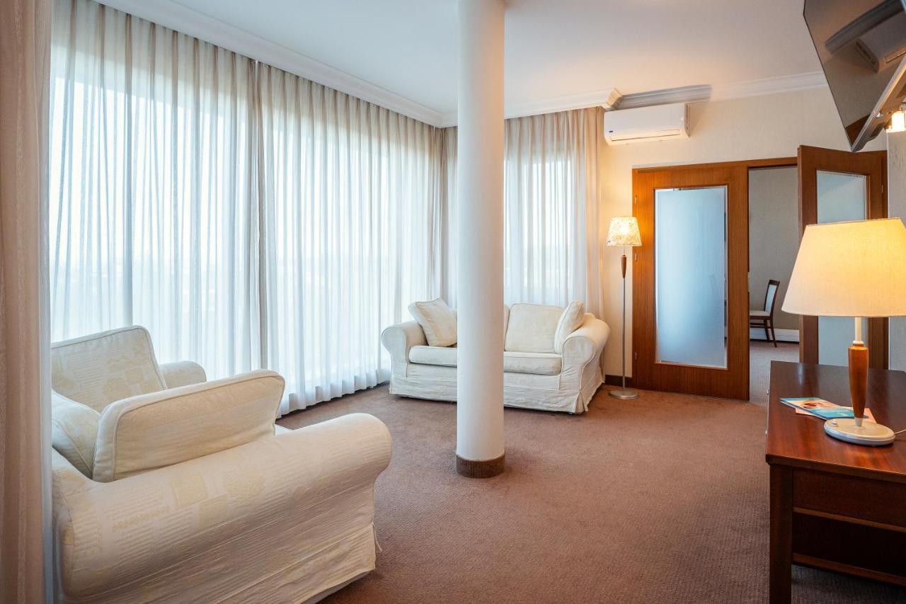 Hotel Kuracyjny Spa & Wellness Gdynia Exteriör bild