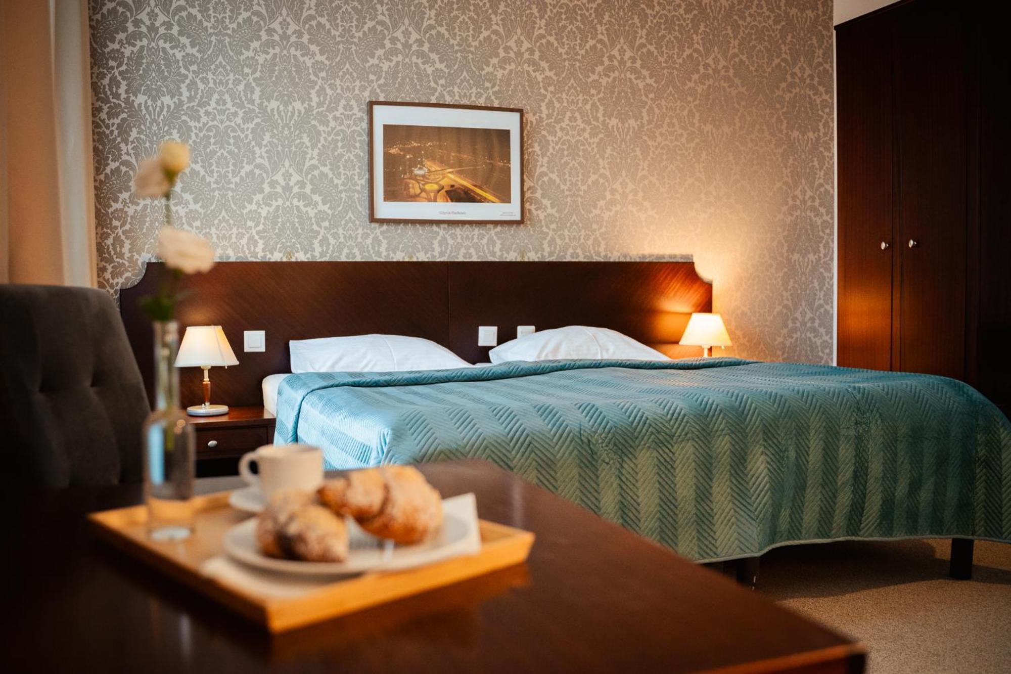 Hotel Kuracyjny Spa & Wellness Gdynia Exteriör bild